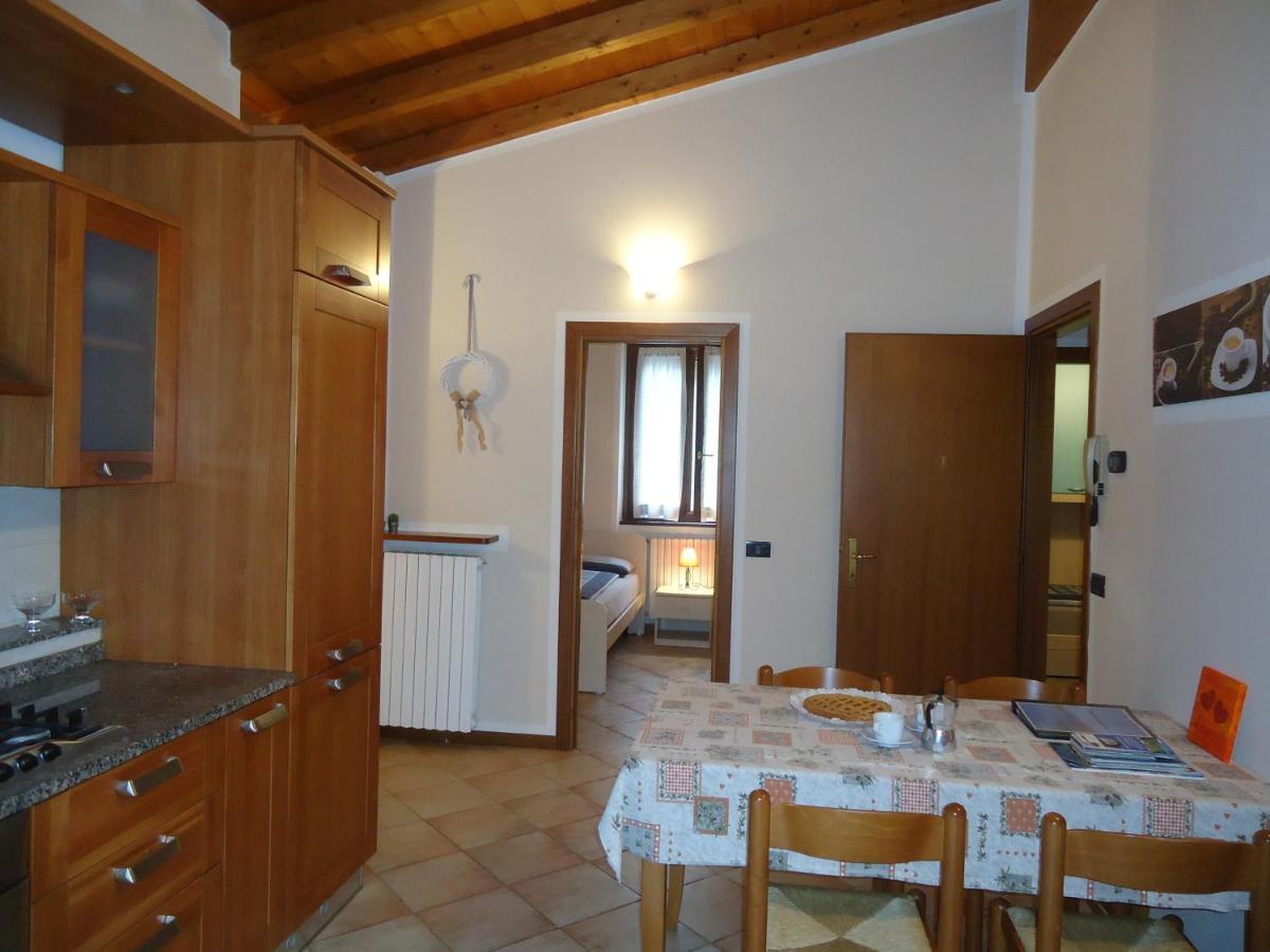 Casa Vittoria V1 Apartment Crone Bagian luar foto