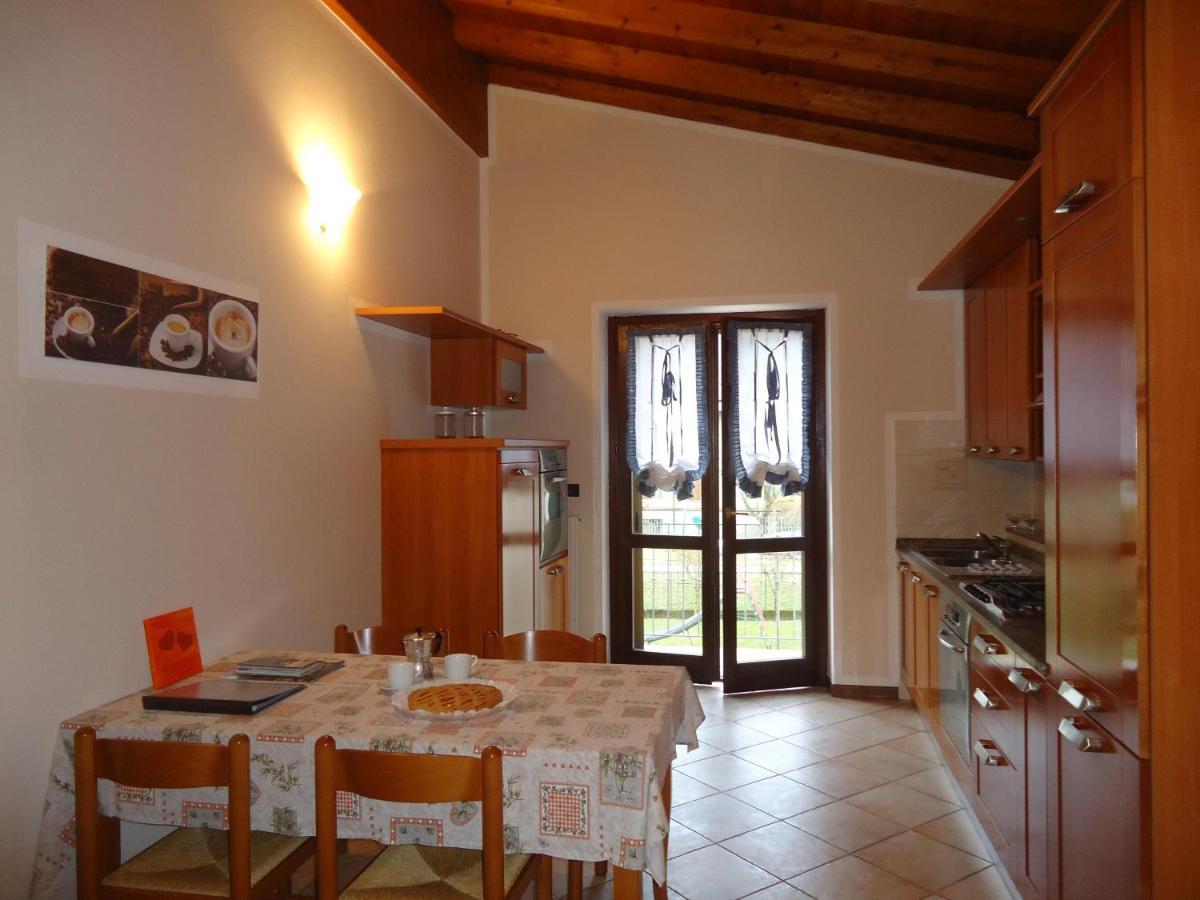 Casa Vittoria V1 Apartment Crone Bagian luar foto