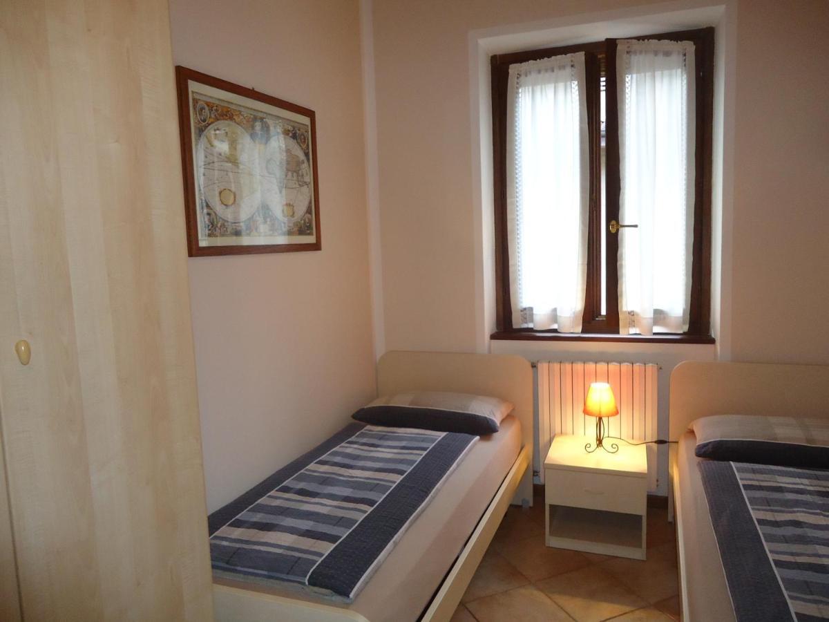 Casa Vittoria V1 Apartment Crone Bagian luar foto